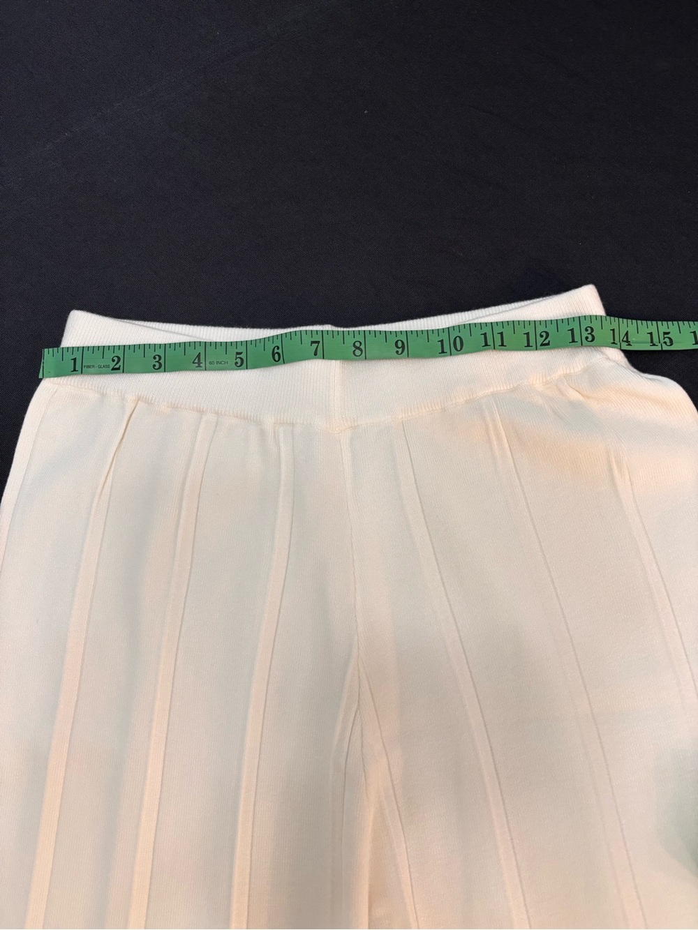 White Two-Piece Wide Leg Set. Size S - Picture 15 of 16